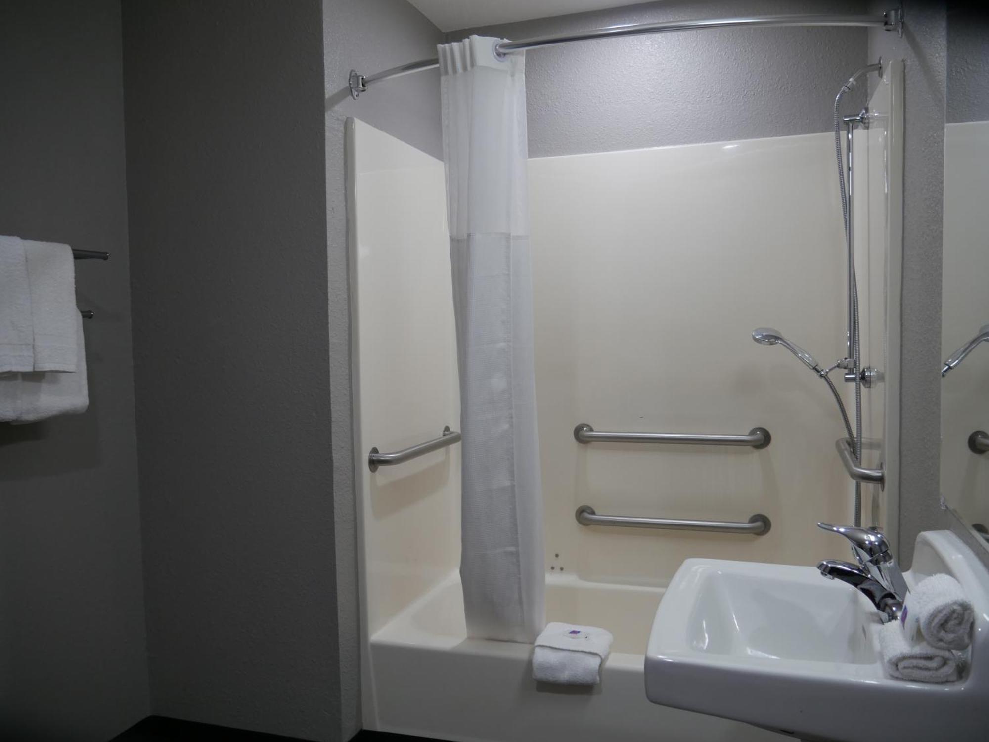 Motel 6-Tacoma, Wa - South Dış mekan fotoğraf